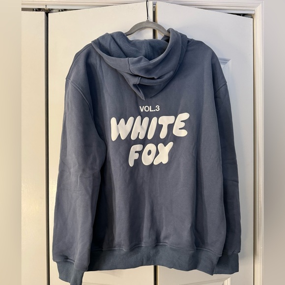 Brand New White Fox Hoodie - Picture 9 of 11